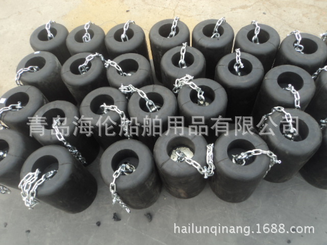 圆筒型橡胶护舷 圆型块价格 圆筒型护舷防撞设施青岛否是海伦0.2-