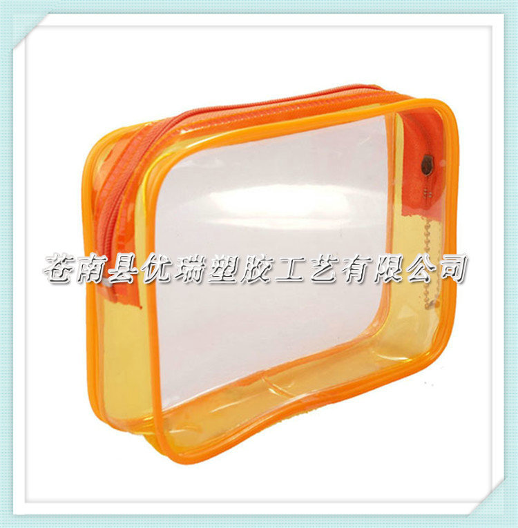 PVC胶骨拉链袋 PVC包装袋15.5x11.5x4CM (