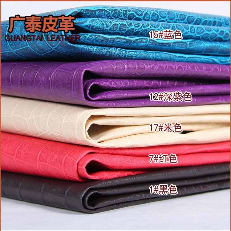 新款上市PVC人造革高仿美洲鳄鱼纹箱包材料 墙面装饰软包面料批发