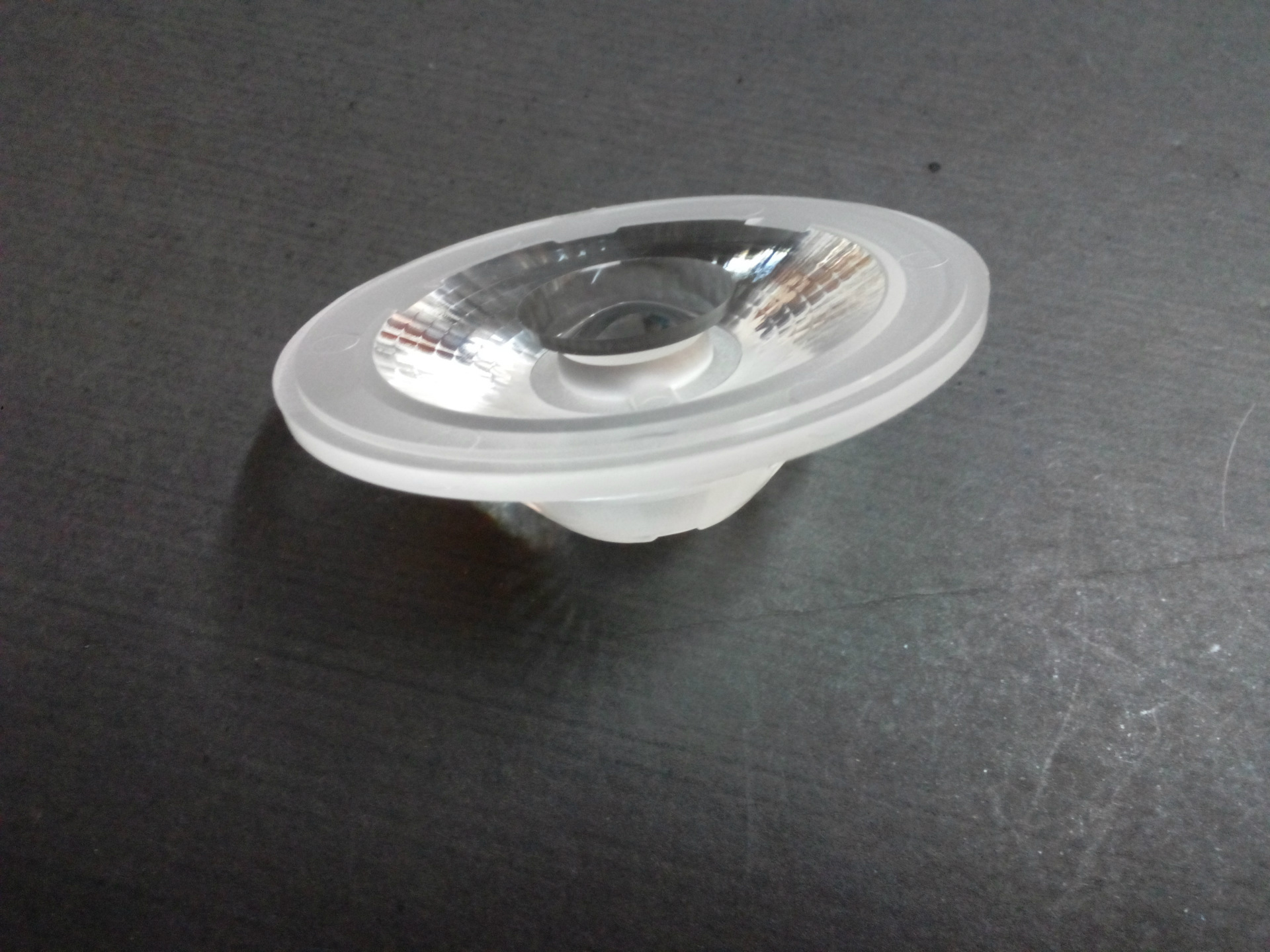 供应直径75mm 24度COB反射镜 COB透镜 深圳