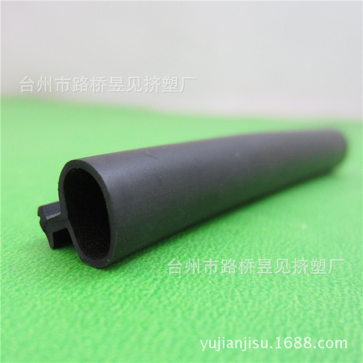 PVC黑色软条13&mdash;&mdash;D型软条 (8