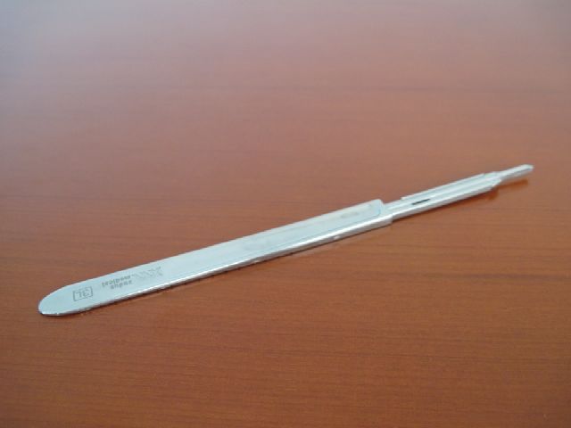 MIM注射成型粉末冶金批量生产加工医疗夹钳