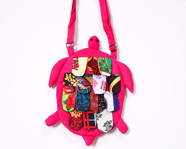 大號鱗片布藝烏龜斜挎包