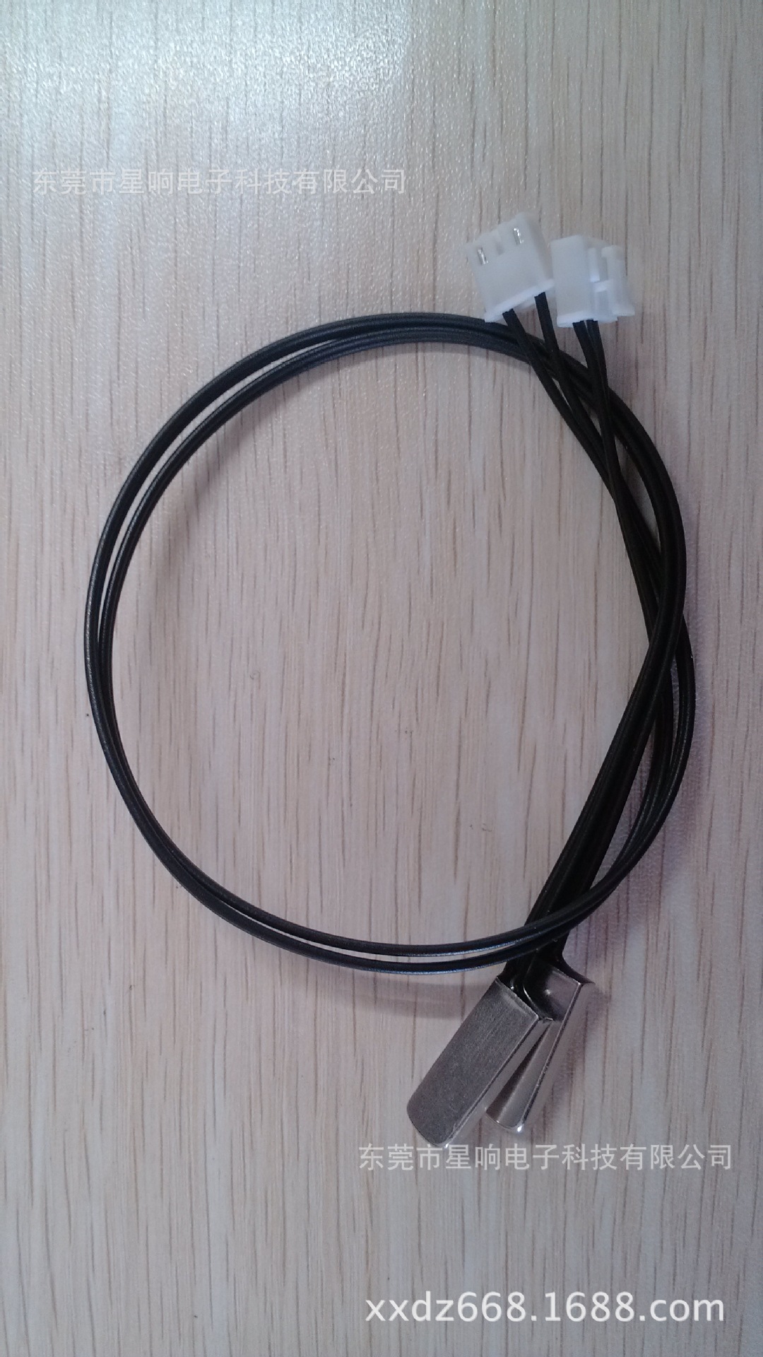 带3P插头连接器NTC温度传感器 100K,3950 生产厂家