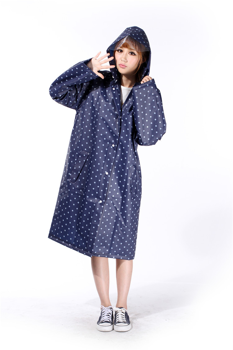 Breathable Travel Raincoat Image 7