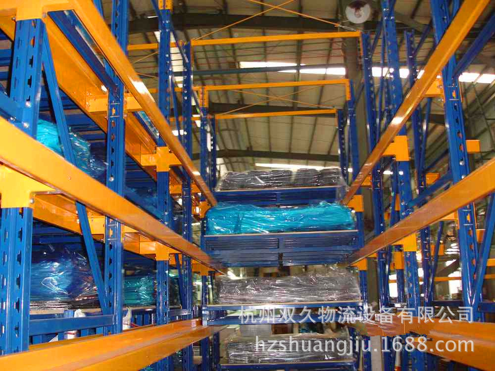 貫通貨架1_副本