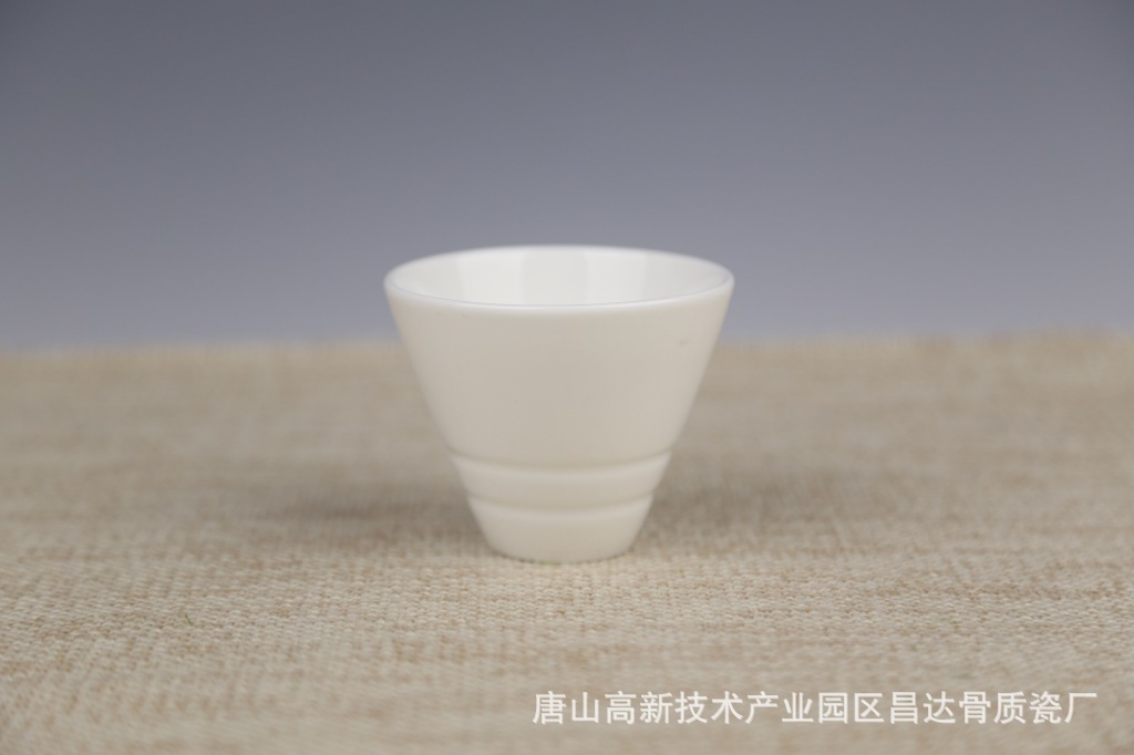 LD002杯B