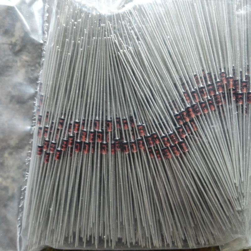 稳压二极管 1N4746A 1W 18V 全系列各种元件配套欢迎选购