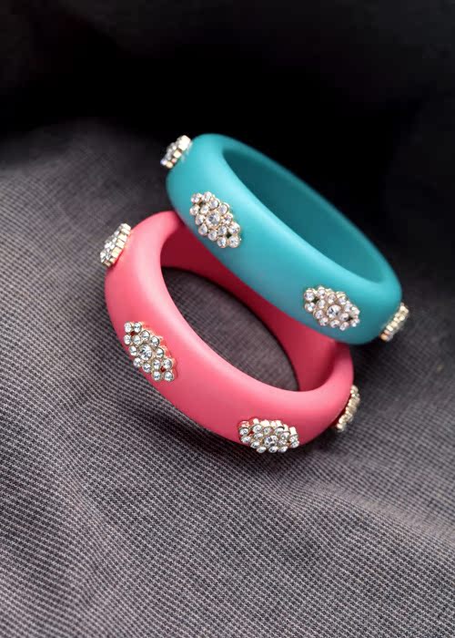 Fashion Exaggerated Texture Crystal Flower Alloy Bracelet display picture 10