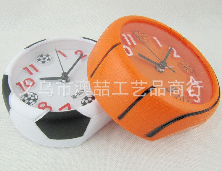 3D立体篮球足球闹钟