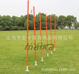 足球训练用具;匹克球拍;足球护腿板