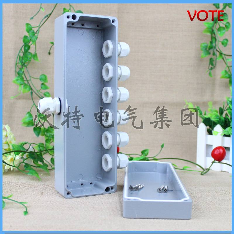 厂家直销一进六出接线盒 室外监控电源接线盒 ABS防水接线盒