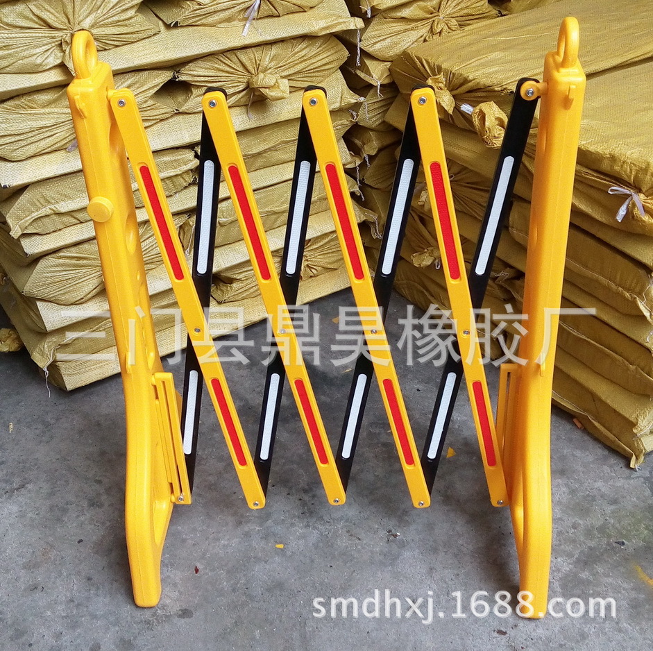 塑料伸缩护栏防撞护栏水马反光防撞隔离护栏临时用防撞塑料护栏板