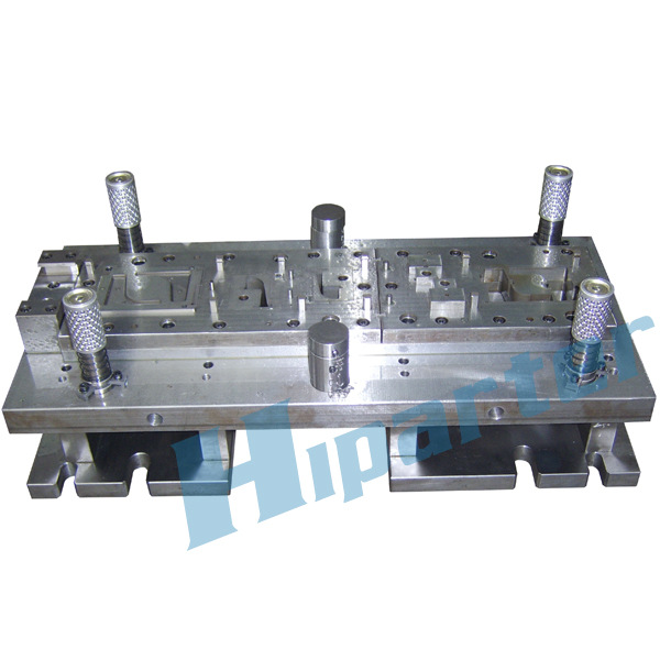 連續沖壓模具3212