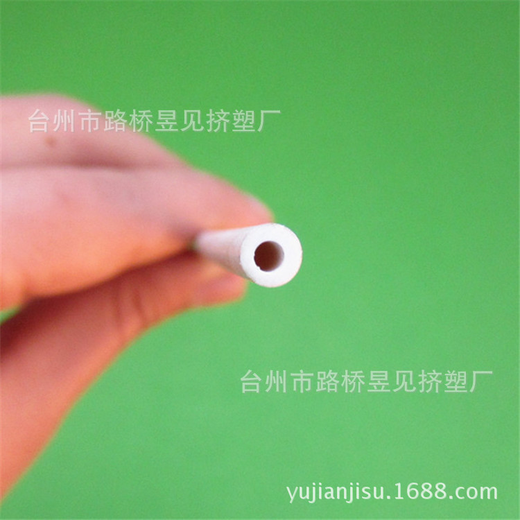 PVC小口径白色管