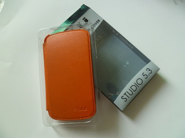 深圳厂家：手机外壳包装对折吸塑盒，PVC吸塑包装