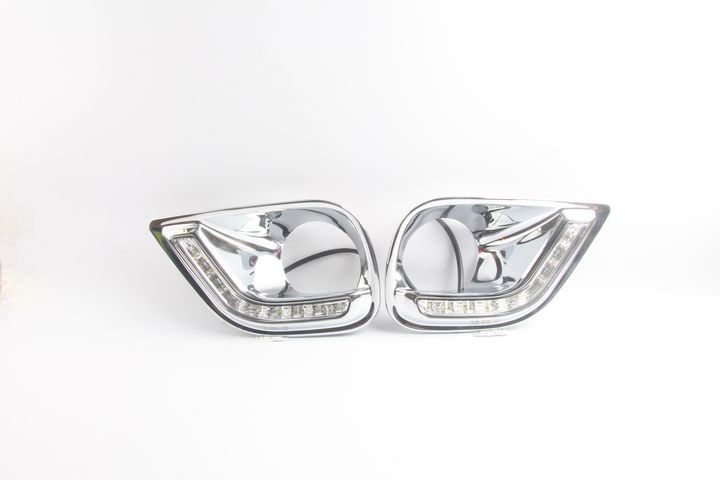 Adecuado para Toyota 14 RAV4 luz diurna especial luz diurna luz antiniebla luz LED