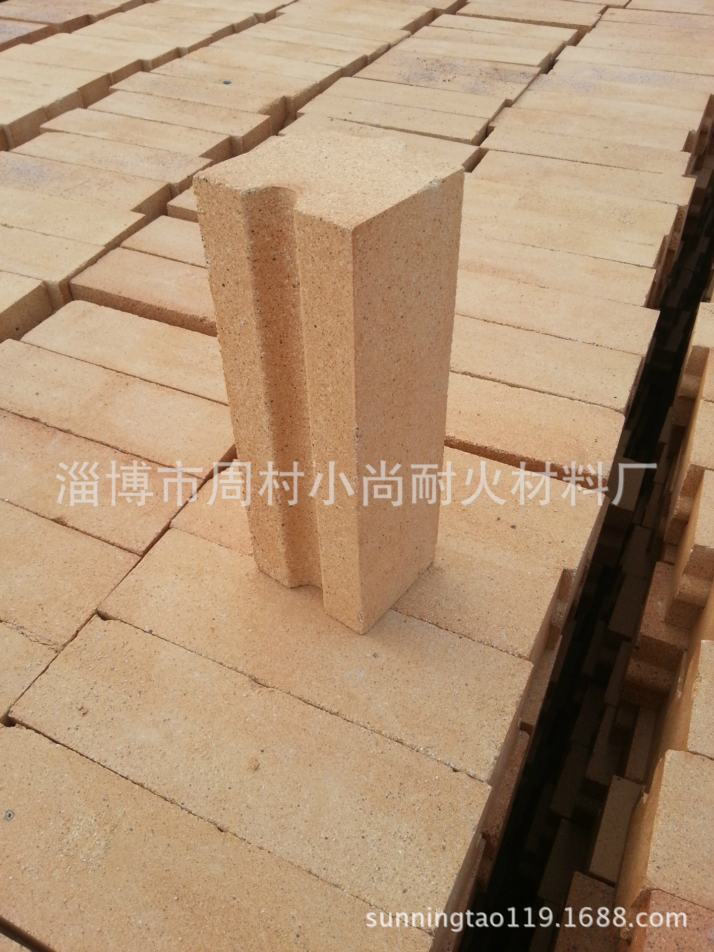 厂家山东淄博一级异型耐火砖价格 粘土砖价格 高铝砖价格