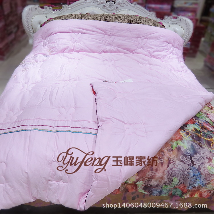 莫代爾繡花蠶絲冬被8