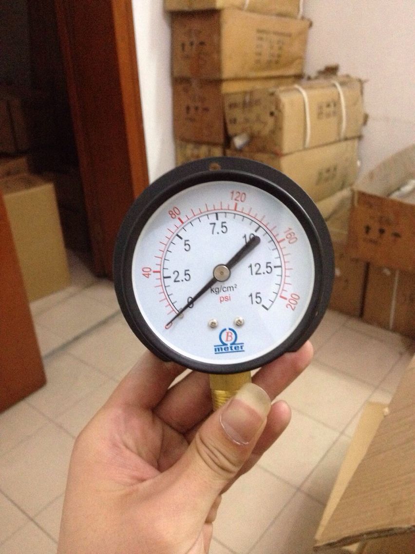 B牌 径向带边压力表 Y100T 5KG  7KG 15KG 25KG 35KG 50KG