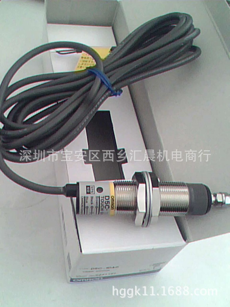 正品 OMRON欧姆龙限位开关D5C-1DA0