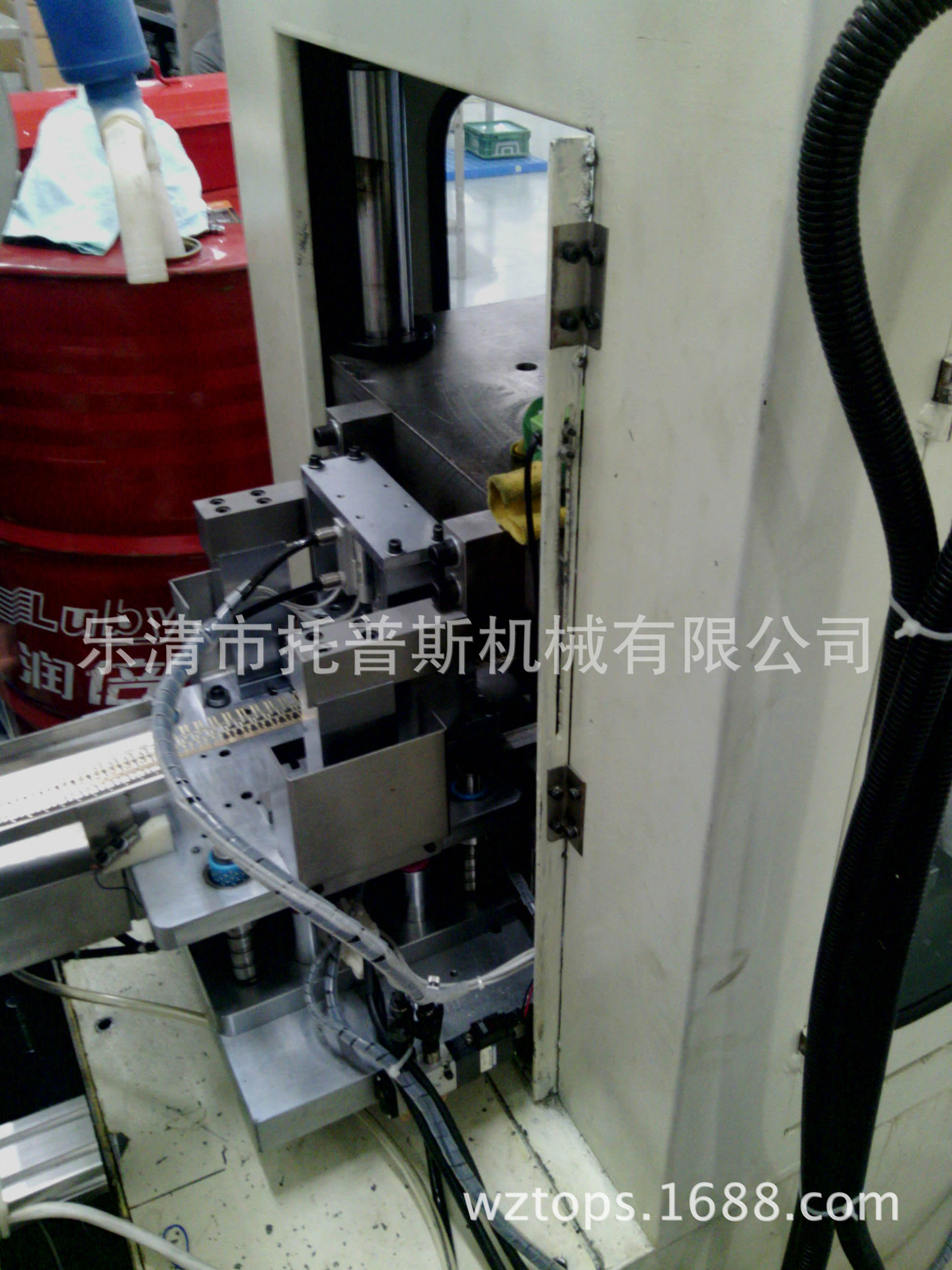 小吨位液压冲床 (3)