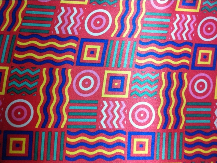 色丁印几何拼图 大红