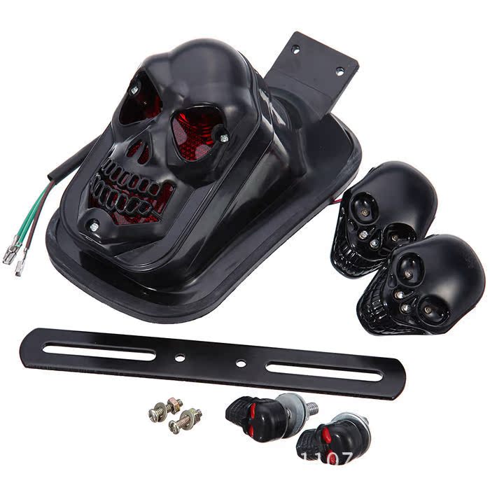 尾燈 SKULL 黑色  1