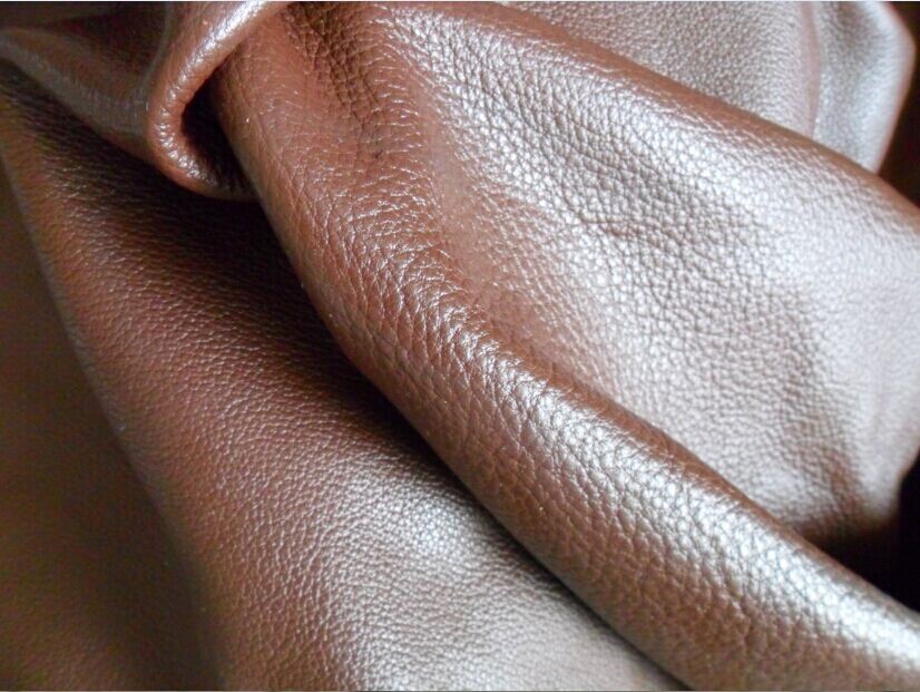 头层真皮 红棕牦牛摔纹牛皮