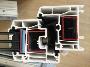 ���ݡ����i�����B���¡�YKK PVC�ͲČ�����r������䓡����r