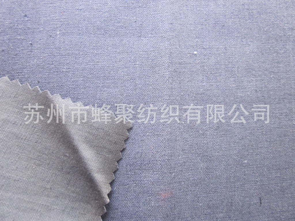 厂家直供 30D高密缎面棉感春亚纺 化纤面料 羽绒服面料