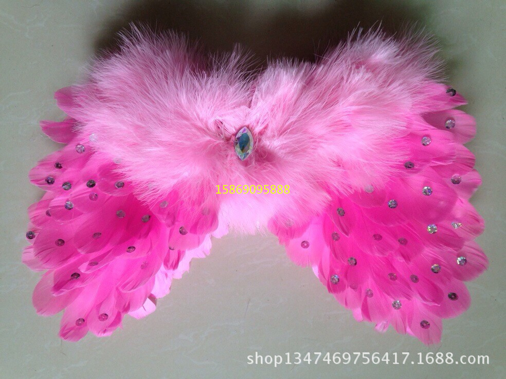 舞臺表演羽毛裝飾