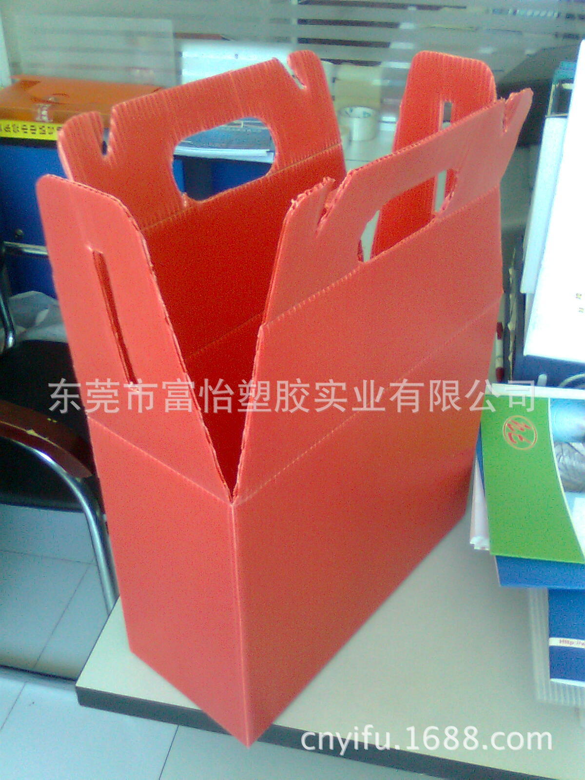 厂家直销广州深圳东莞PP红色中空板水果箱 环保防潮食品包装箱