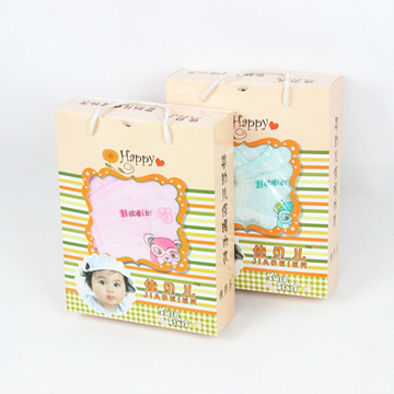 Coffret cadeau pour bébé - vêtements coffrets cadeaux nouveau-nés - Ref 1965319 Image 6