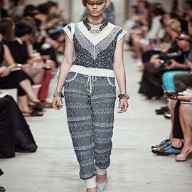 小香风青花瓷  V领马甲毛衣