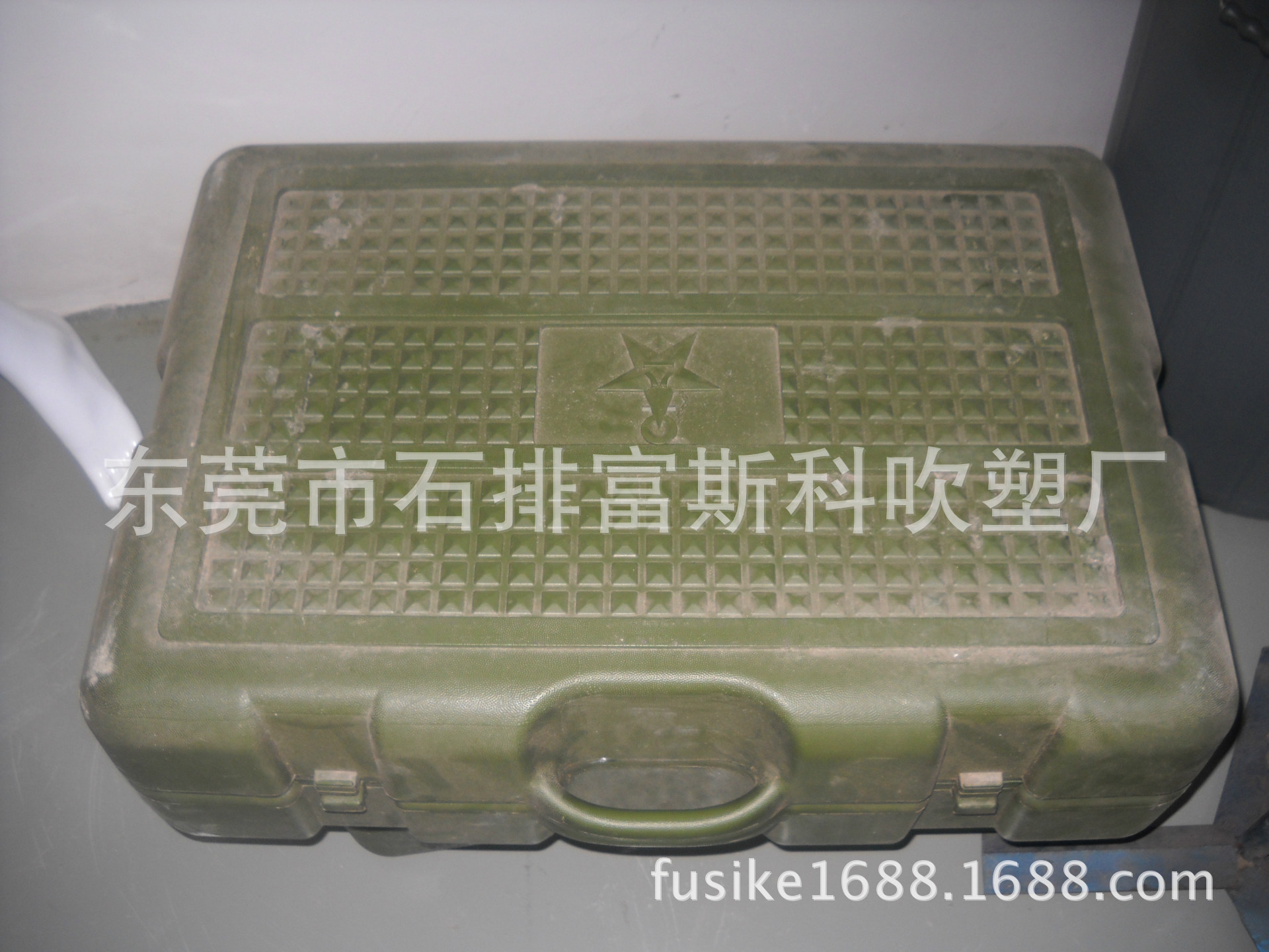 各类塑胶工具箱，工具盒、刀盒，各种吹塑工具用品