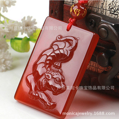 红玛瑙吊坠 巴西红玛瑙十二生肖吊坠 红玛瑙方牌 方牌