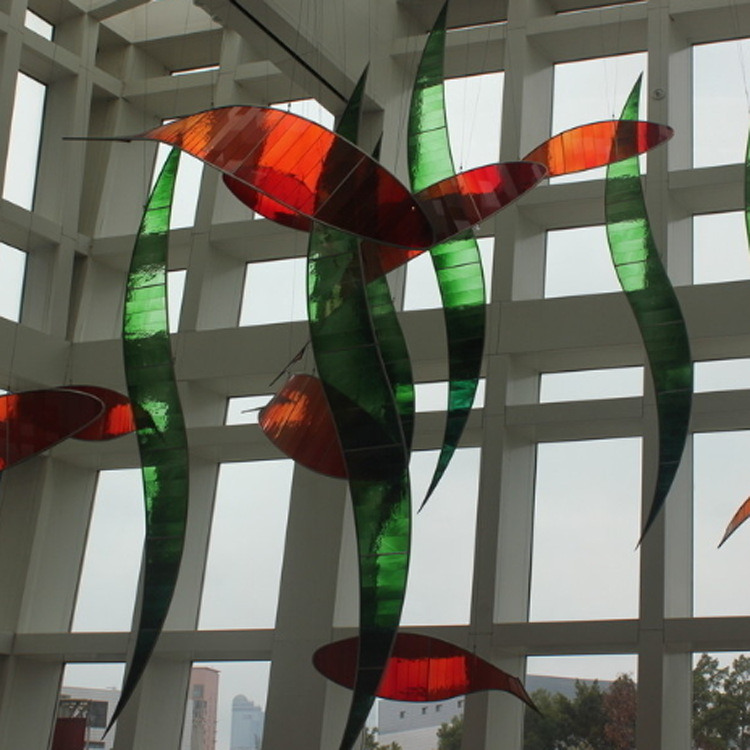 �������ĵ���ʥ����dp����Ʋ߻����÷�������������װ����Ʒֱ��