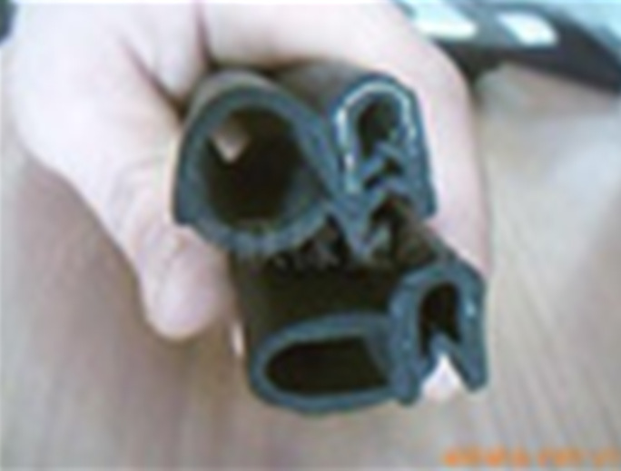 【专业生产】/厂家直销优质，骨架车门密封条，复合密封条。