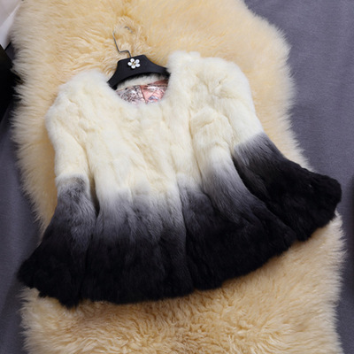 【沃源皮草】2020年热卖新款女士渐变色吊染真家兔外套反季大清仓|ru