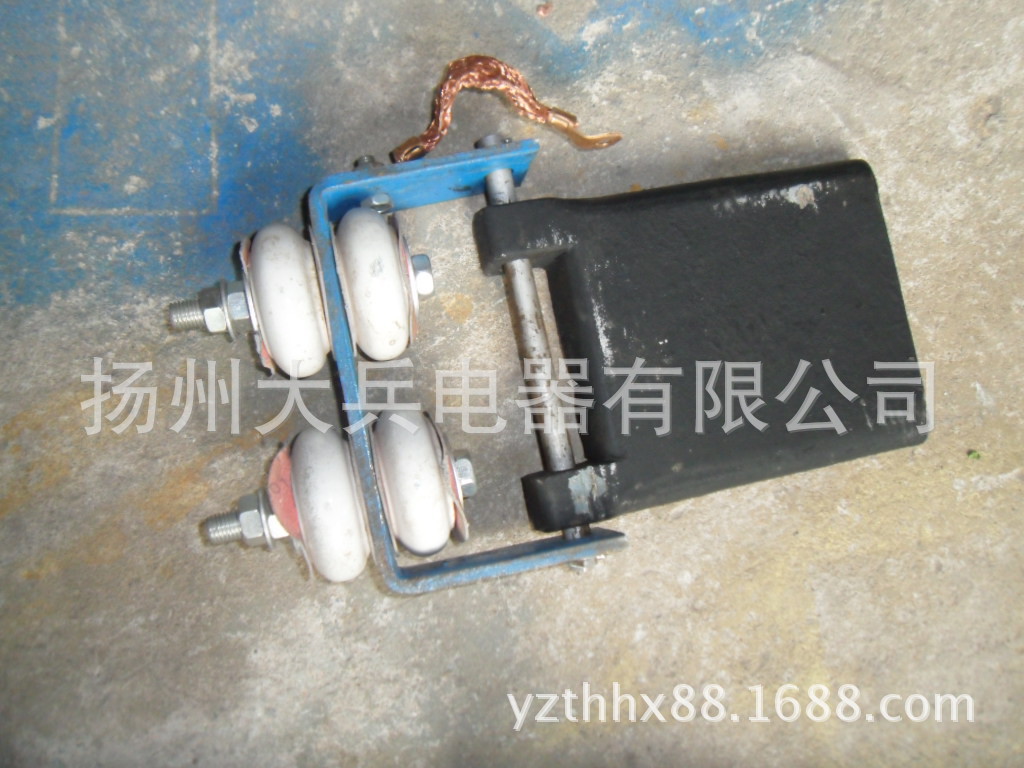 焦化厂轻轨集电器,炼焦车间钢体集电器
