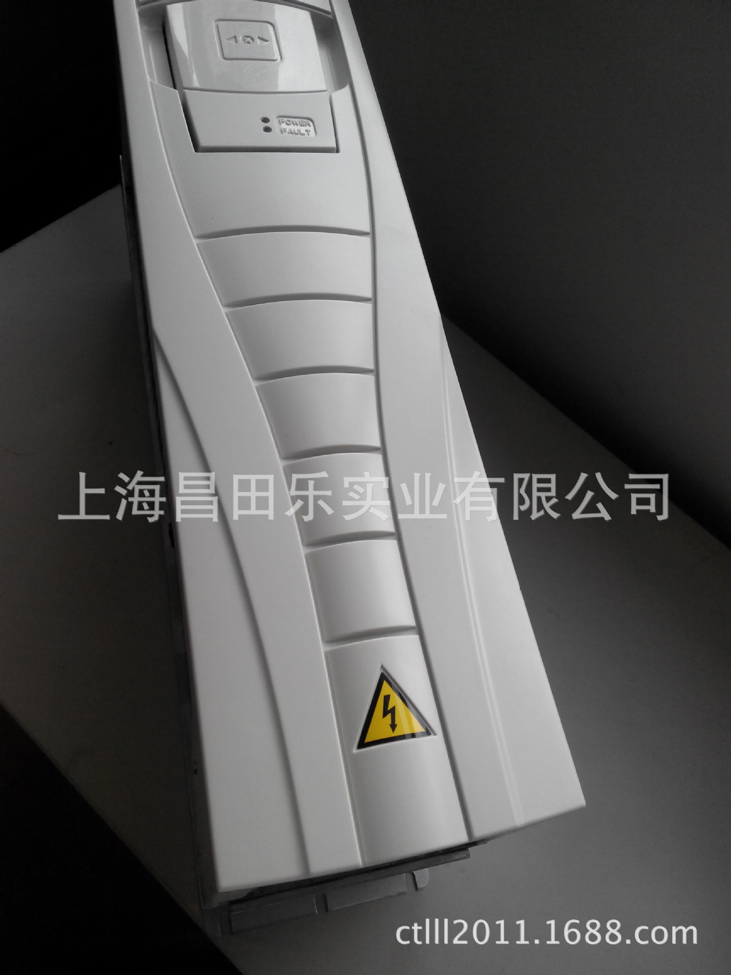 上海  供应 ABB变频器ACS355-03E-06-4  其他变频器