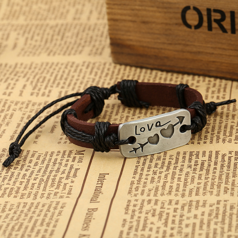 Nihaojewelry Braided Alloy One Arrow Through The Heart Cowhide Bracelet Wholesale Jewelry display picture 1