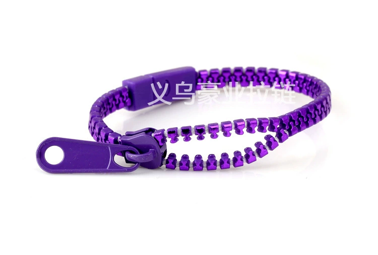 Дет bracelet?