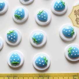 批发DIY手工配件 仿真波点草莓树脂 手机壳材料 服装饰品配件