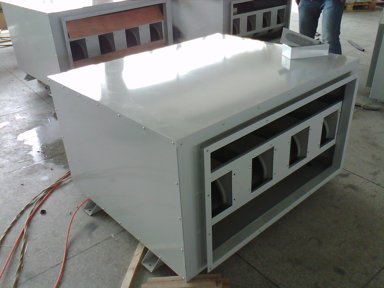 20kg吊頂除濕機出風口