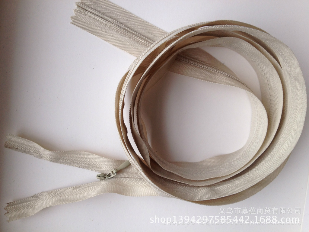 797044457_23651628[1]