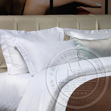 013白色菱之花酒店床品-0360