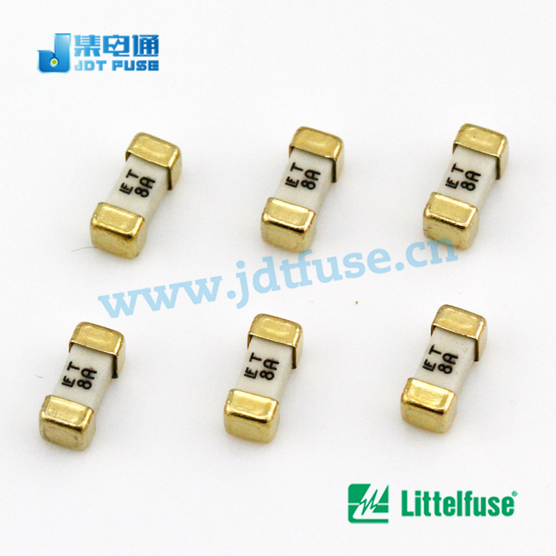 方块保险丝 慢熔 1808 力特 Littelfuse 0452008.MRL 8A 72V陶瓷