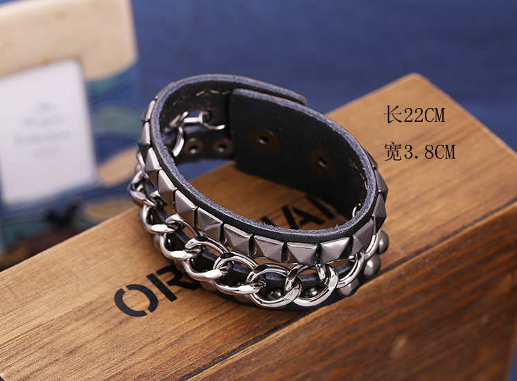 Punk leather bracelet rivet bracelet